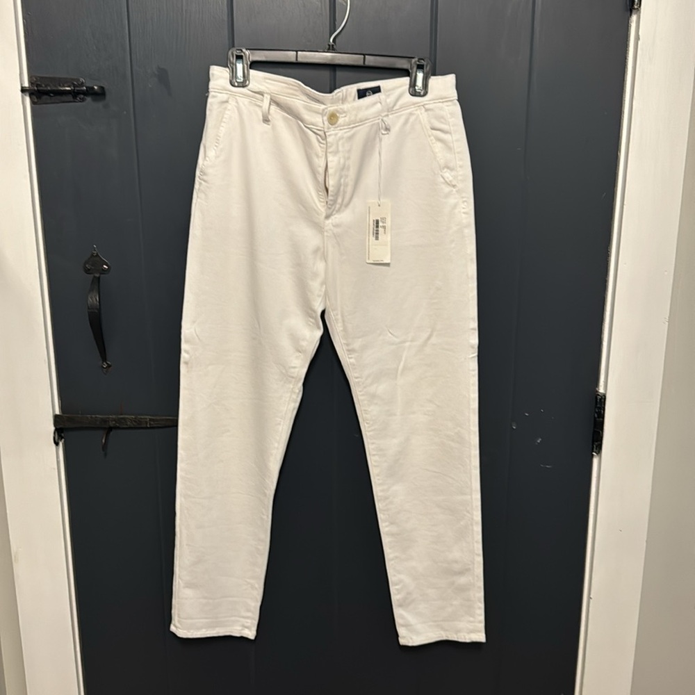 NWT White AG jeans. Size29R